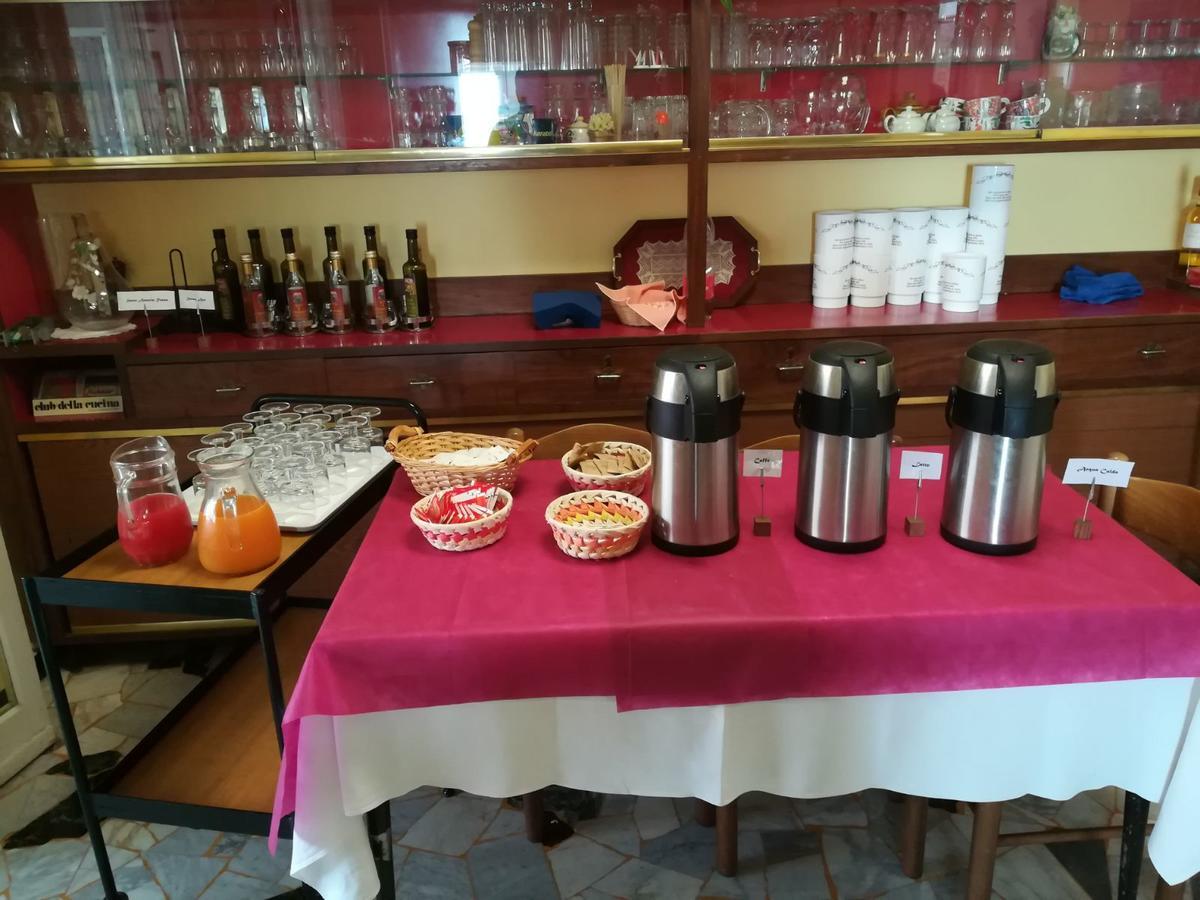 Albergo Calcagno Borgio Verezzi Esterno foto